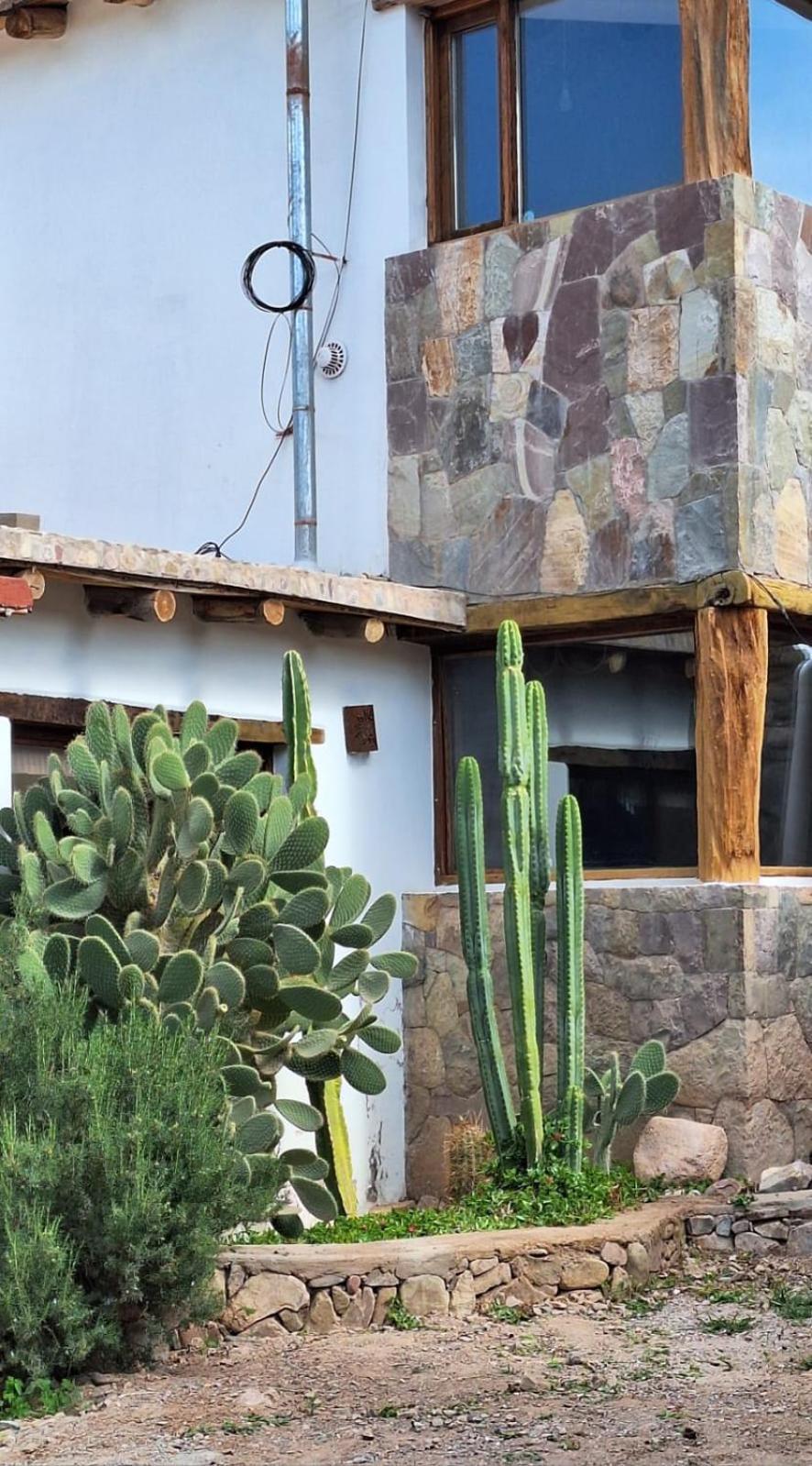 Cabañas La Ekeka Tilcara Exterior foto